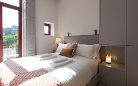 Tripas-Coracao, Almada Charming City Center